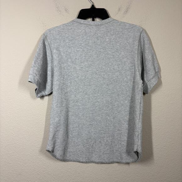 Uniqlo Womens Size XS Waffle Crew Neck Short Sleeves T-Shirt Gray Cotton Blend - Picture 2 of 6